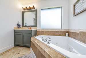 5801 Barrington Ct (26)