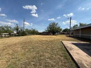 425 Summit Dr (3)