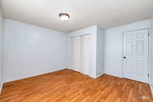 1001 W Tarver St (14)