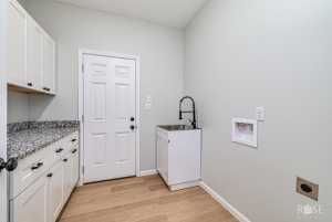 715 W 18th St (24)