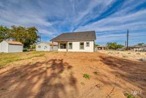 715 W 18th St (29)