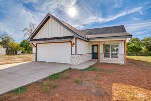 715 W 18th St (4)