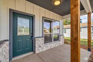 715 W 18th St (7)