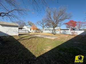 220 N Broadway St (18)