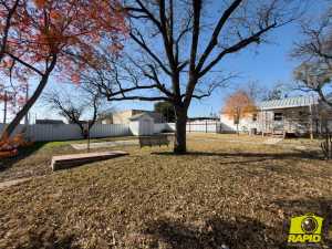 220 N Broadway St (19)