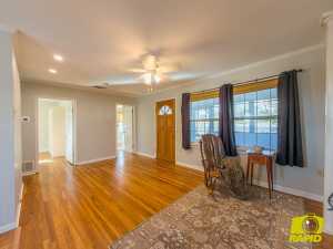 220 N Broadway St (7)