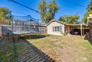 423 S Washington Dr (30)