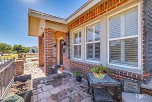 423 S Washington Dr (34)