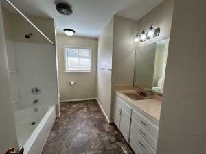 3332 Trinity Ave (6)