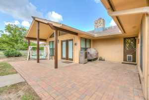 147 Las Lomas Dr (27)