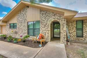 147 Las Lomas Dr (3)