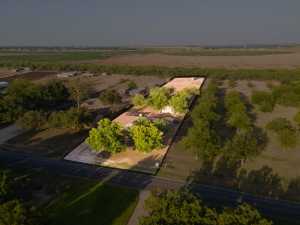 147 Las Lomas Dr (33)