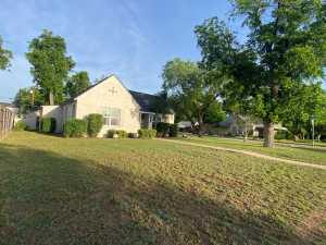 1001 S David St (3)