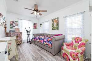 1920 Shady Point Circle Dr (33)