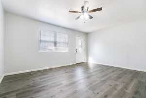 2021 Field Ave (4)