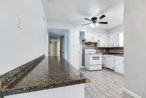 2021 Field Ave (9)