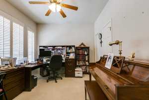 6006 Warwick Dr (23)
