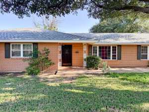2653 A&M Ave (4)