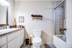 2002 Willow Dr (24)