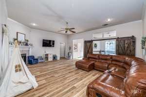 3266 Forest Hill Dr (9)