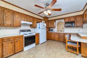 611 Allen Dr (14)