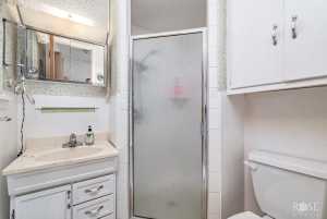 611 Allen Dr (18)