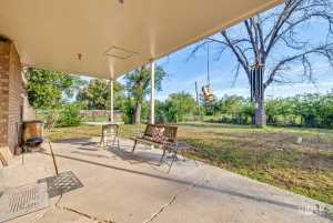 611 Allen Dr (24)