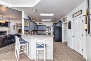 6021 Stratford Ave (10)