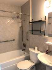 203 La Salle Dr (22)