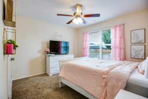 4974 Scarlet Oak Dr (28)