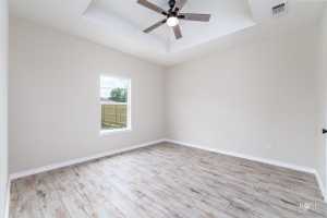 1516 E Harris Ave (10)