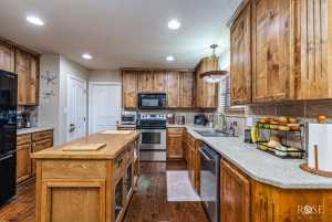 310 Burlington Rd (11)