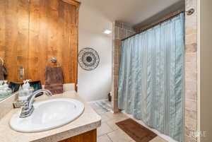 310 Burlington Rd (26)