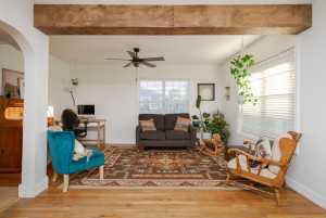 316 N Van Buren St (13)