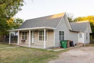 316 N Van Buren St (2)