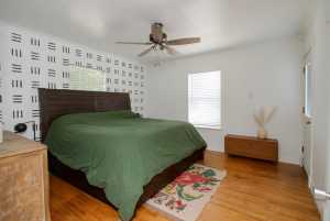 316 N Van Buren St (25)