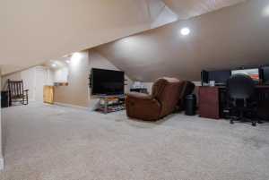 316 N Van Buren St (33)