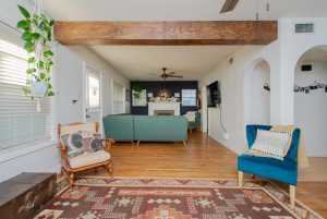 316 N Van Buren St (8)