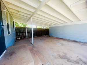 2001 San Antonio St (4)