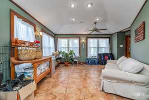 608 E Parkway St (12)
