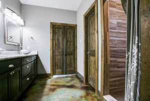 7152 Club Creek Lane (29)
