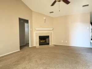 1211 Johnny Lane (6)