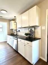 1309 Gregory Dr (21)