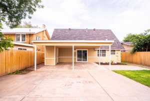 1521 S Jackson St (8)