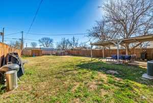 2617 San Antonio St (17)