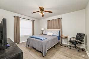 2617 San Antonio St (9)
