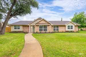 2913 Alta Vista Lane (2)