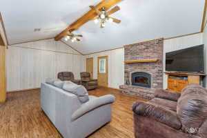 18485 S Hwy 277 (17)