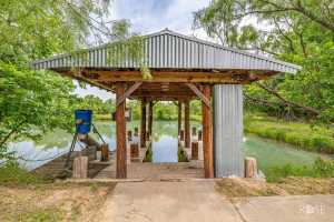 18485 S Hwy 277 (40)