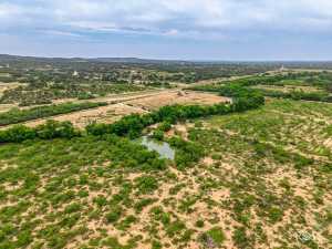 18485 S Hwy 277 (64)